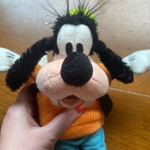 Goofy Plushie Stuffed Animal Disney Parks Disney Land Walt Disney World